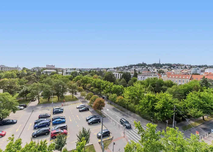 Lam Marble Castle View - Ac - Balcony Apartamento Bratislava