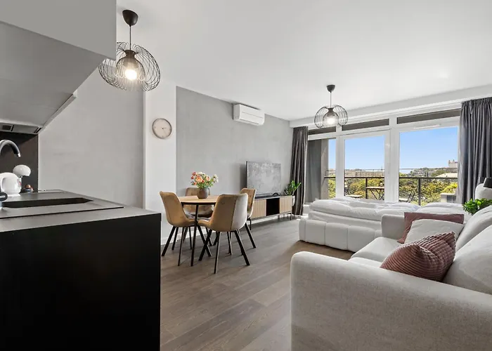 Apartamento Lam Marble Castle View - Ac - Balcony